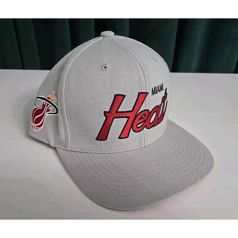 Miami Heat Hat Cap Snapback Side Logo Mitchell & Ness Hardwood Classics